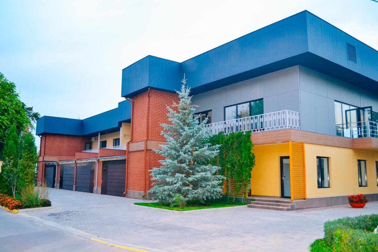 Gоlden Dragon Villa Hotel Bishkek Luaran gambar