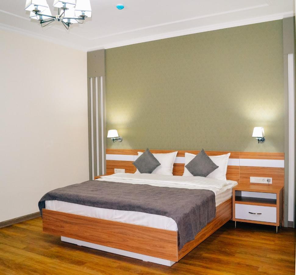Gоlden Dragon Villa Hotel Bishkek Luaran gambar