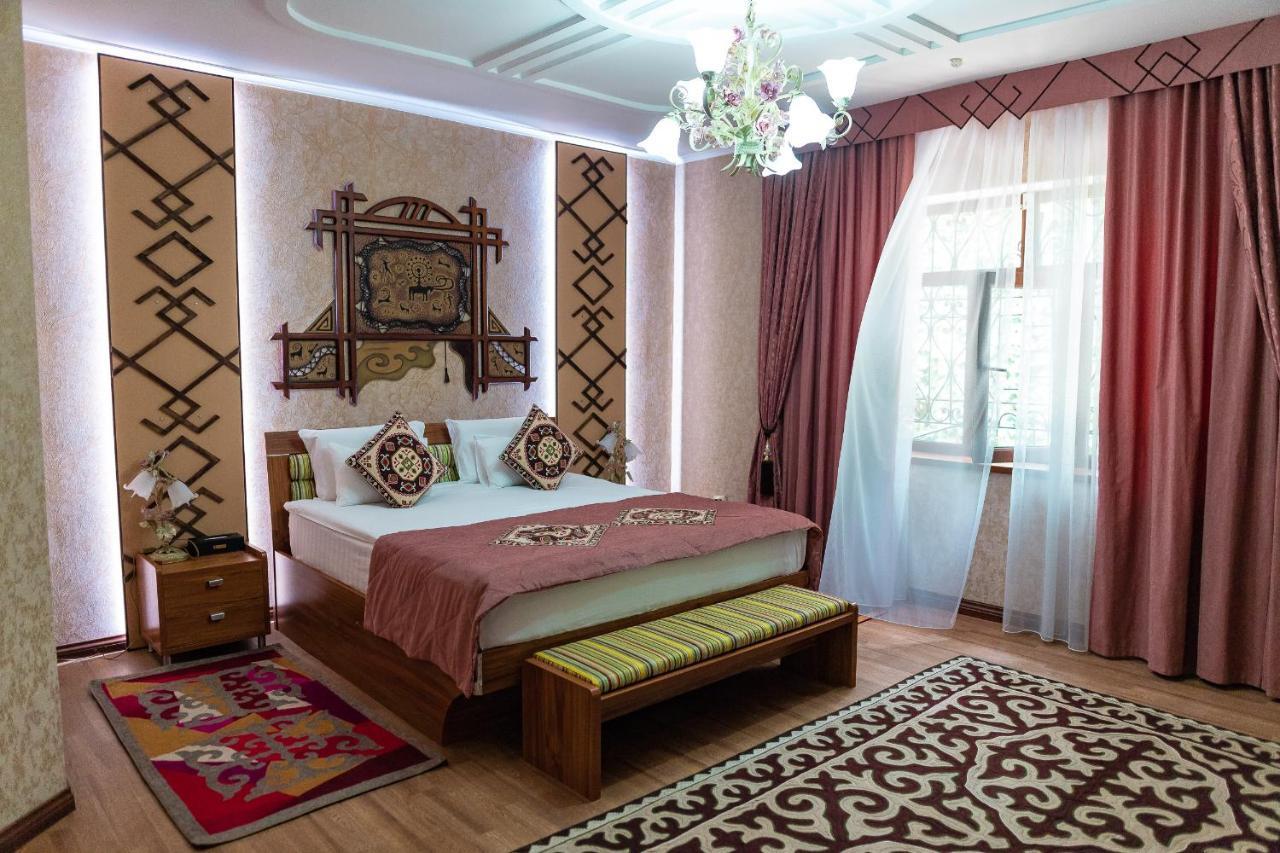 Gоlden Dragon Villa Hotel Bishkek Luaran gambar