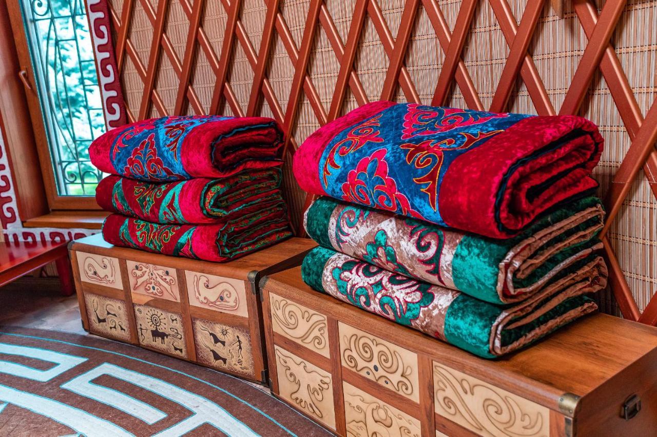 Gоlden Dragon Villa Hotel Bishkek Luaran gambar