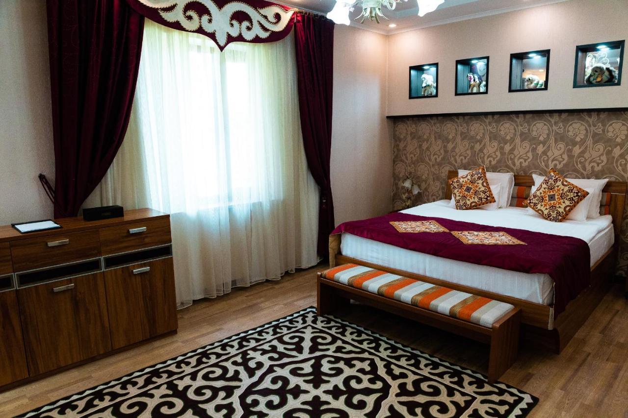 Gоlden Dragon Villa Hotel Bishkek Luaran gambar